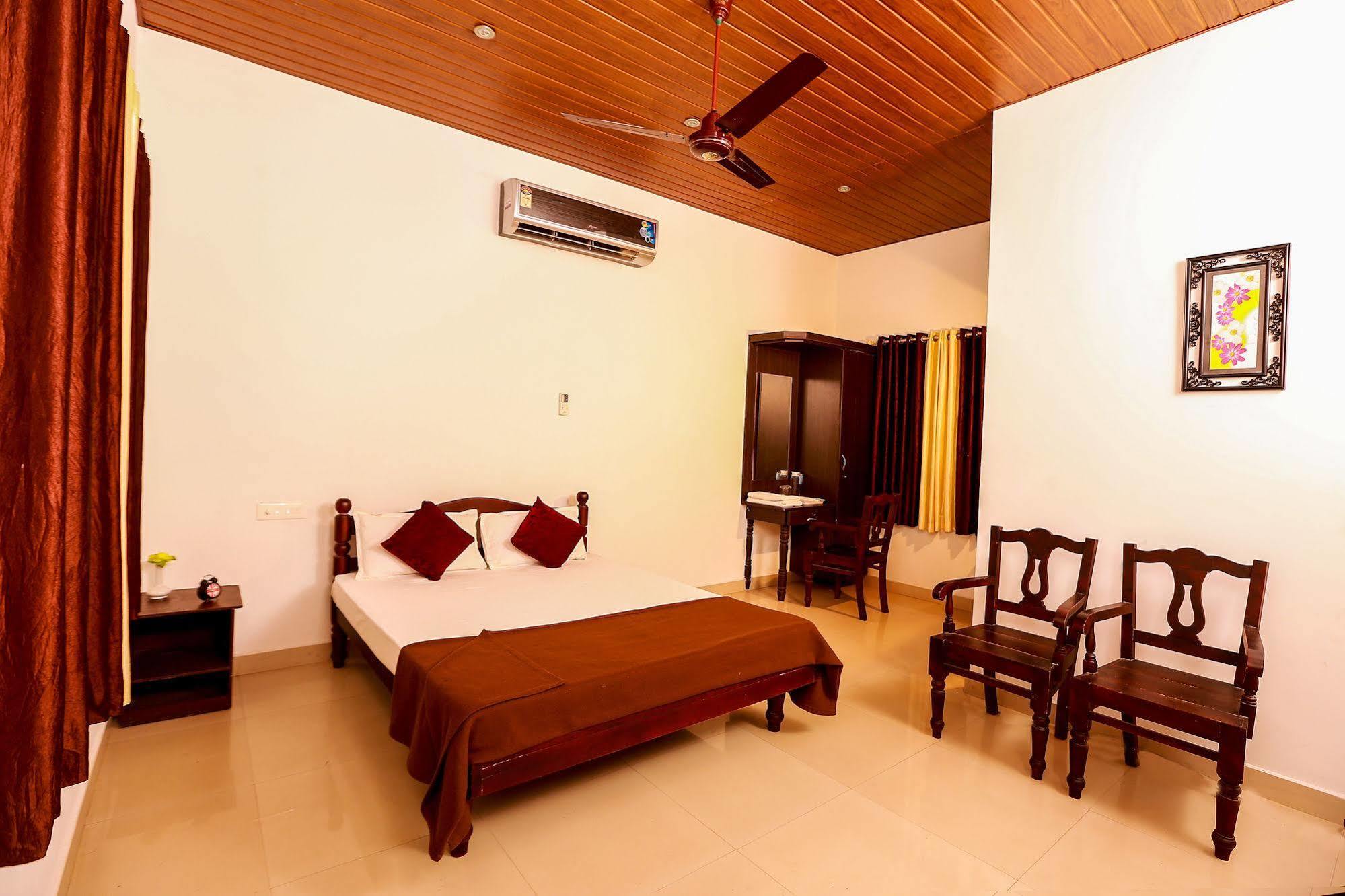 Baywatch Beach Resort Alappuzha 外观 照片